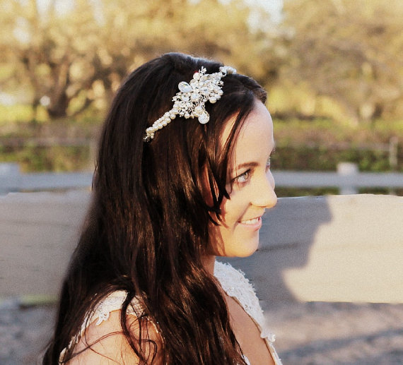 Свадьба - Pearl Bridal Tiara, Swarovski Crystal Headband, Bridal Headband Tiara, Pearl Tiara, Rhinestone Wedding Tiara, Diamante,  Pearl Headband