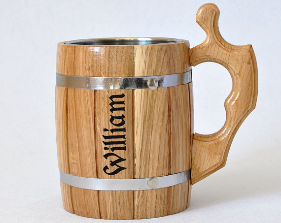 Mariage - Personalized wooden beer mug 0,65 l (22oz). Groomsmen gift, Mug with any name & logo, Grooms gift, Engraved mug, Wood, Fathers day (059)