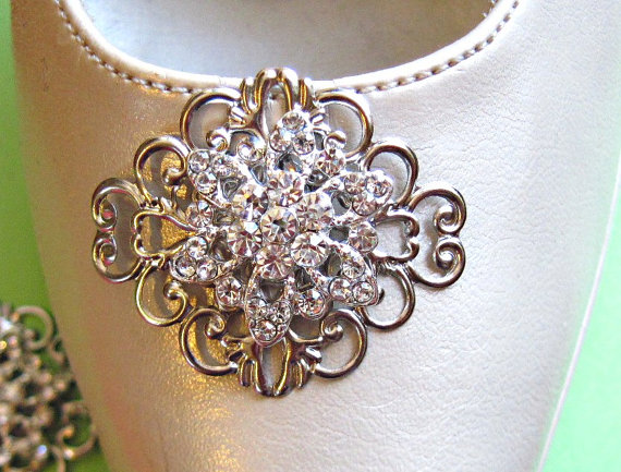 Hochzeit - Bridal  Accessories- Shoe Clips- Vintage Style-Crystal Flowers- Rhinestone Shoe Clips