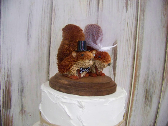 Свадьба - Wedding Cake Topper with Squirrels, Squirrel Cake Topper, Rustic Cake Topper, Bride and Groom Wedding Topper-Animal Cake Topper,