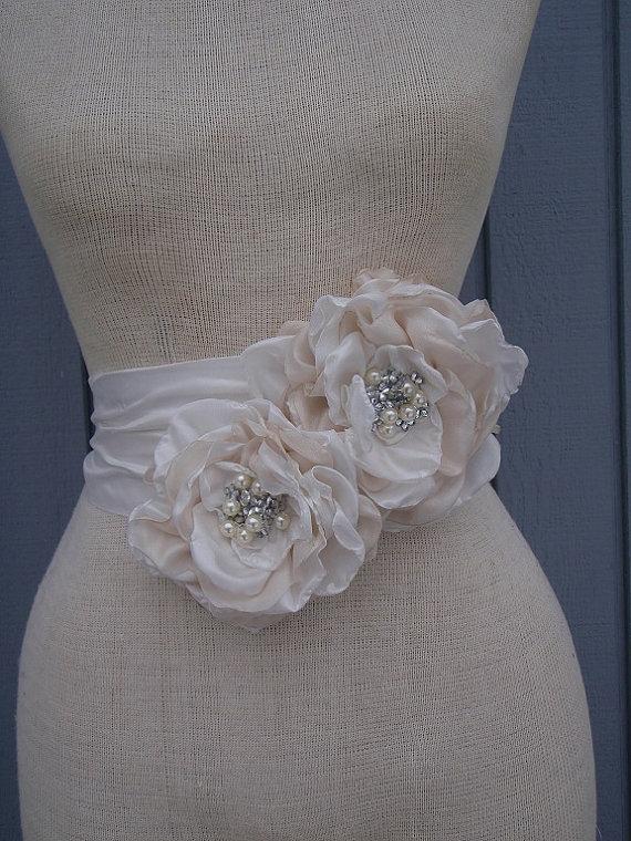 Hochzeit - READY TO SHIP bridal wedding  handmade champagne,  and off white two  flowers sash