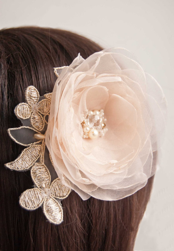 زفاف - Champagne hair flower - Bridal fascinator - Fascinator lace - Bridal flower wedding hair accessory with beaded lace