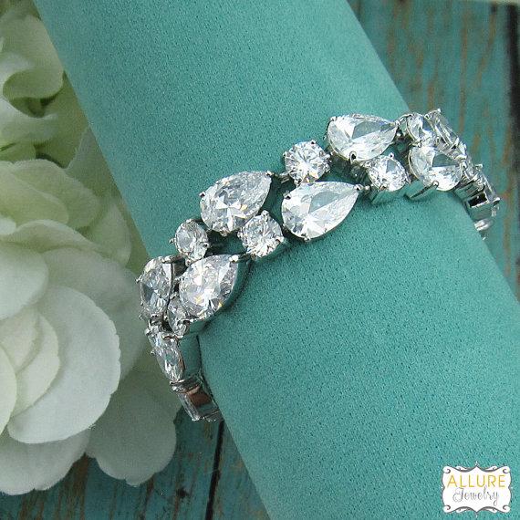 Mariage - Bridal Jewelry bracelet, cz wedding bracelet, cz bracelet, cubic zirconia bracelet, bridal jewelry, wedding accessories