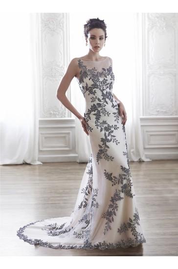 Hochzeit - Maggie Sottero Bridal Gown Vanja / 5MR124