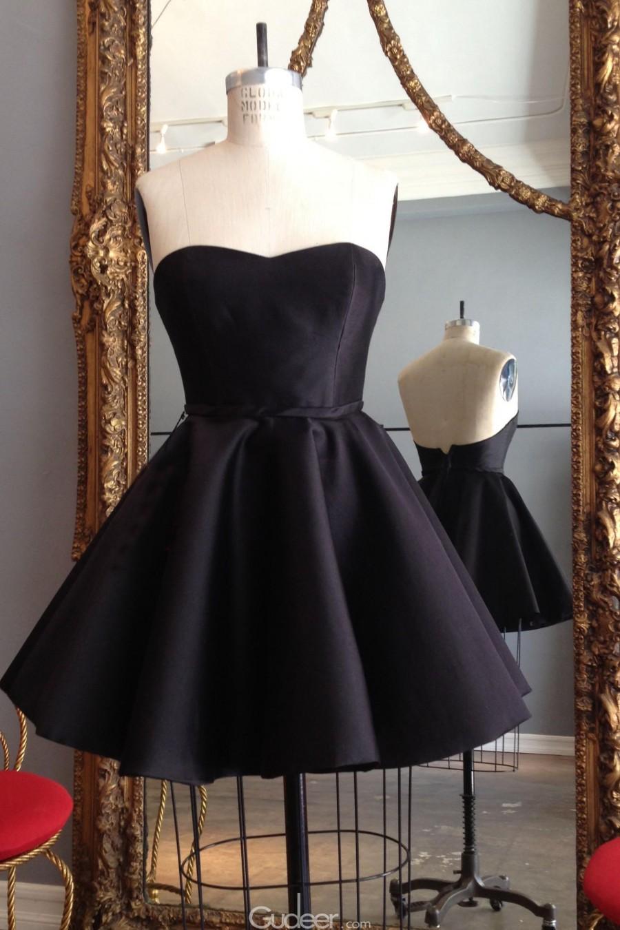 Mariage - Little Black Strapless Sweetheart Low Back Short Pleated Bridesmaid Dress