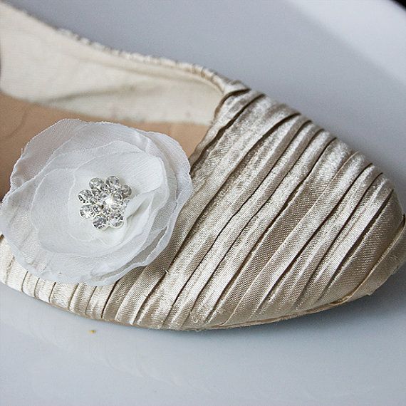 Hochzeit - Shoes I Like And Shoe Bling 