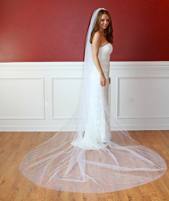 Mariage - Catherdral Wedding Veils Extra Long Veils 120 Inches White Bridal Head Piece White Ivory Diamond White