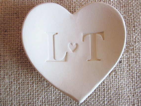 Hochzeit - Heart ring dish, wedding ring holder,  engagement gift,  Personalized - custom monogram dish - initial