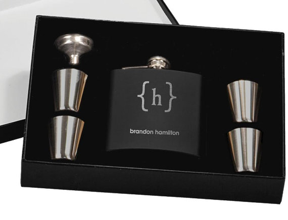Mariage - Groomsmen Gift, Flask Gift Set - Personalized Flask, Engraved Flask, Personalized Shot Glasses & Funnel - Wedding Party Flasks