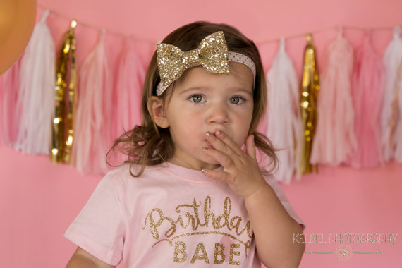Hochzeit - Glittery Bow Headband , Gold Headband, Birthday, cake smash, 1st birthday, baby girl birthday, birthday, bride, wedding, Bachelorette
