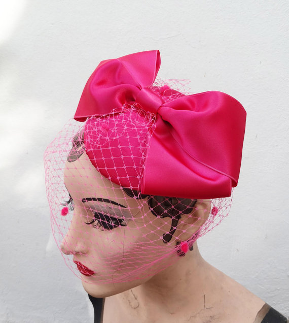 Свадьба - Pink Birdcage Veil, Giant Bow, Unique Bridal Accessory, Women's Hat, Fascinator Hot Pink, Batcakes Couture,