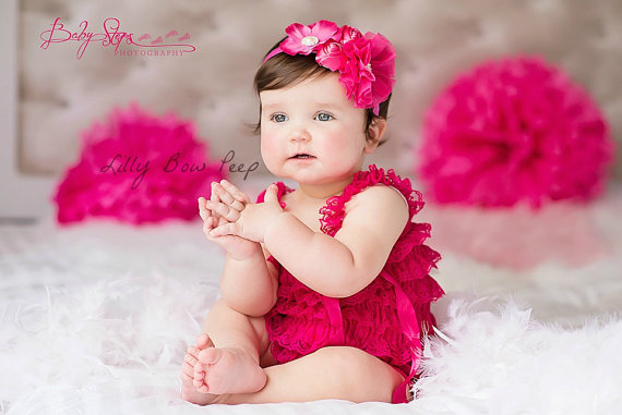 زفاف - Baby Girl Clothes-Fushia Pink Lace Petti Romper & Headband SET-Preemie-Newborn-Toddler-Child-Baptism Outfit-Flower Girl Dress-Christmas