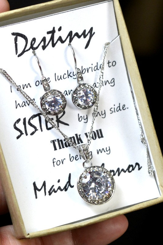 Mariage - Bridesmaid gifts ,Wedding Jewelry Bridesmaid Jewelry Bridal Necklace Bridesmaid Necklace Clear White swarovski Crystal flower drop Necklace