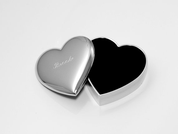 Wedding - Engraved jewelry box - Personalized heart jewelry box for Bridesmaid, Flower girl or gift for anyone