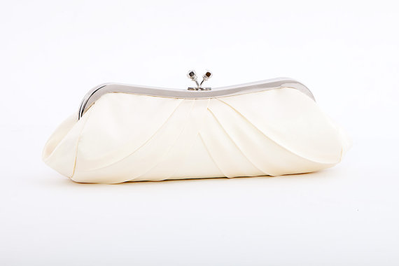 زفاف - Bella Bridal Clutch - Ivory, wedding purse, custom, monogram