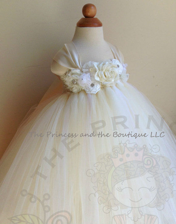 Mariage - Ivory and white flower girl dress, tutu dress. www.theprincessandthebou.etsy.com