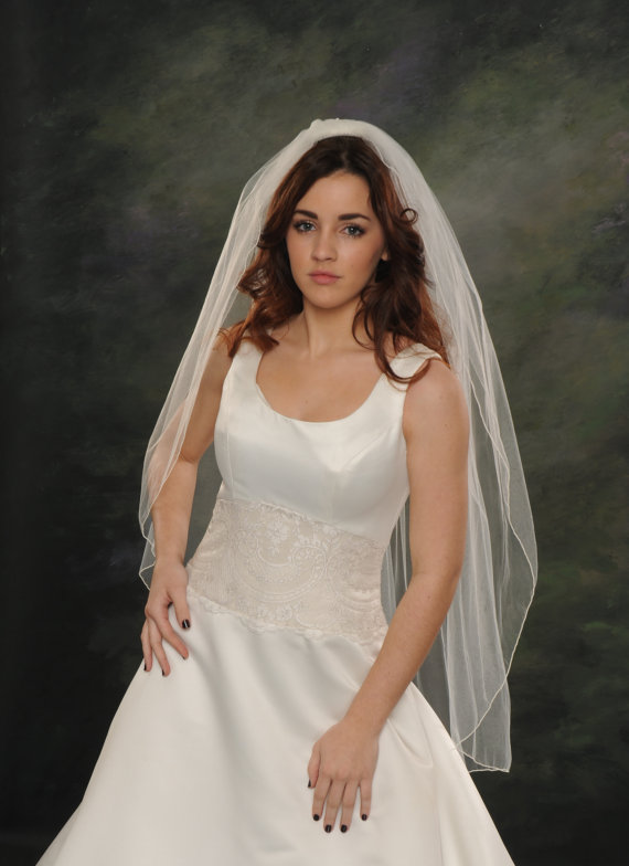 Wedding - One Tier Fingertip Veil 44 Long White Bridal Veil Pencil Edge 72 Wide Illusion Ivory Wedding HeadPiece Hair Comb