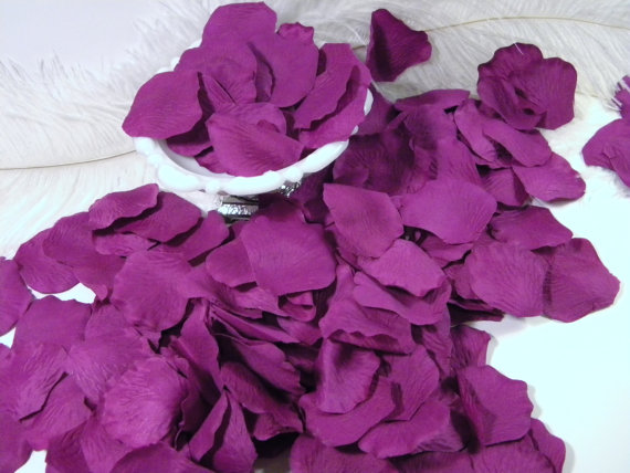 زفاف - African Violet Purple Rose Petals - 200 Artifical Petals  Romantic  Wedding Decoration Flower Girl Petals  Valentines - Love