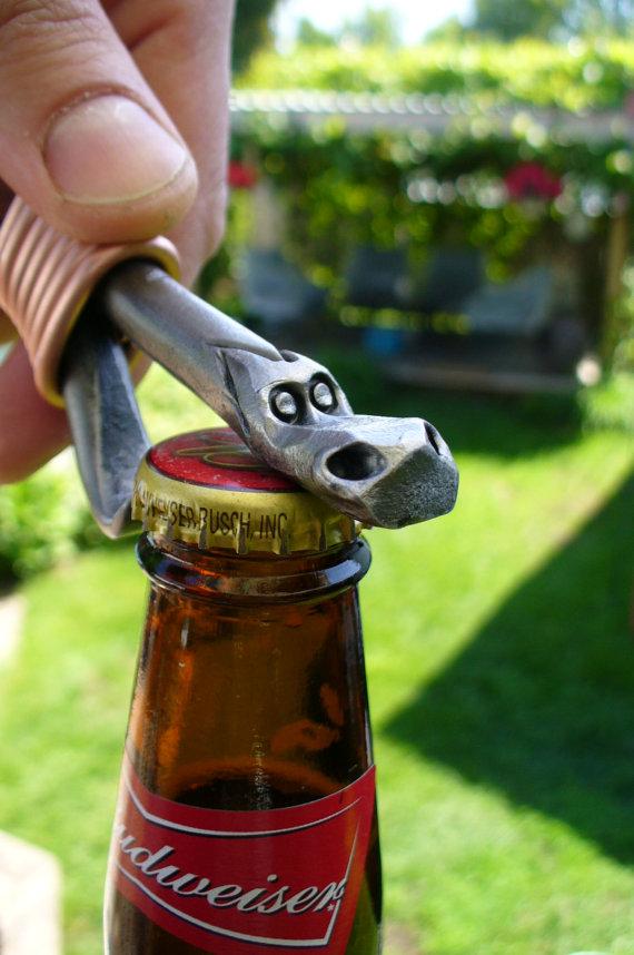 Hochzeit - DRAGON BOTTLE OPENER Hand Forged and Signed by Blacksmith Naz - Personalization Option Available - Gifts for Groomsmen - Gift - Man - Men