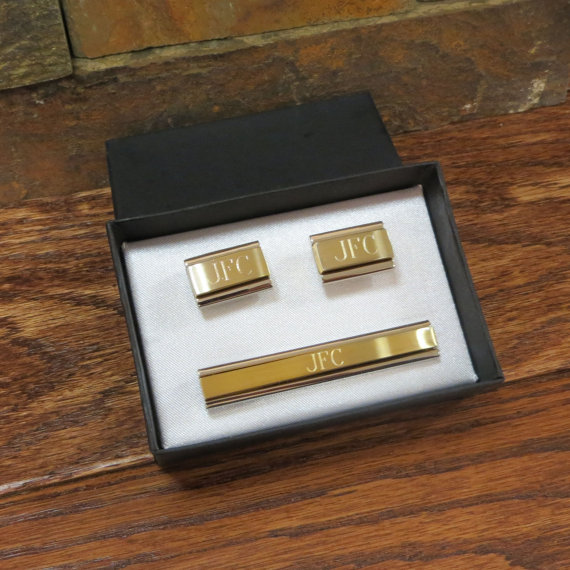 Mariage - Personalized Cuff Links With Monogrammed Tie Clip- Father -Groomsmen Gift - Monogram -Gifts for Men (cut-21)