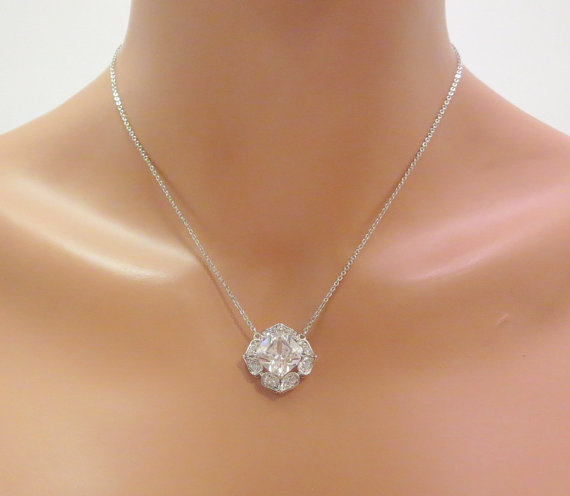 Hochzeit - Wedding necklace, Bridal necklace, Wedding jewelry, Crystal necklace, Bridesmaid necklace, Cushion Cut, Rhinestone necklace