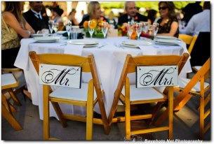 Mariage - Mr. and Mrs. Chair Signs with Thank You on the back. Vintage, 2-sided, Wedding Seating Signs, Photo Props, Wedding Reception.