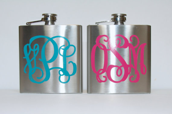 زفاف - Personalized  monogrammed flask, stainless steel 6oz, groomsmen, bridesmaid