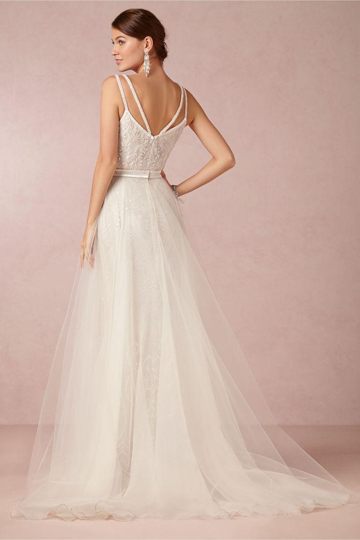 Hochzeit - Sleeveless Wedding Gown Inspiration