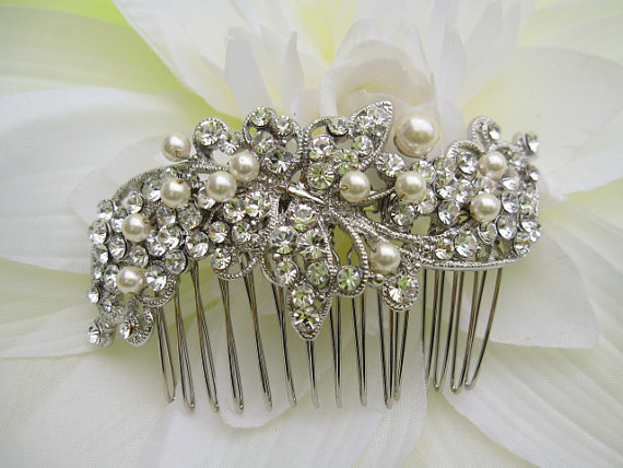 Hochzeit - Pearl bridal comb,crystal wedding comb,wedding hair comb pearl,wedding hair accessories,bridal headpieces,rhinestone bridal hair comb