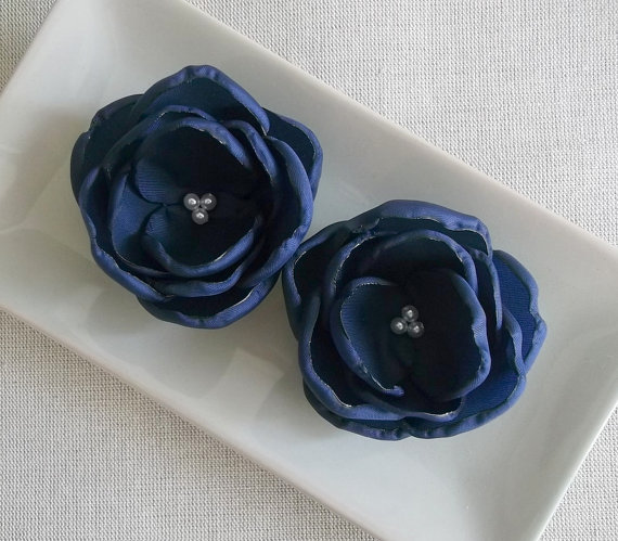 زفاف - Small Navy blue fabric flowers in handmade, Bridesmaids hair shoe dress accessory, Weddings Flower girls Something blue Hair Shoe clip Set