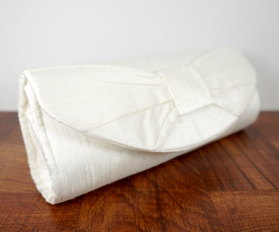 زفاف - White clutch, silk wedding clutch with bow, bridal bag, white evening bag