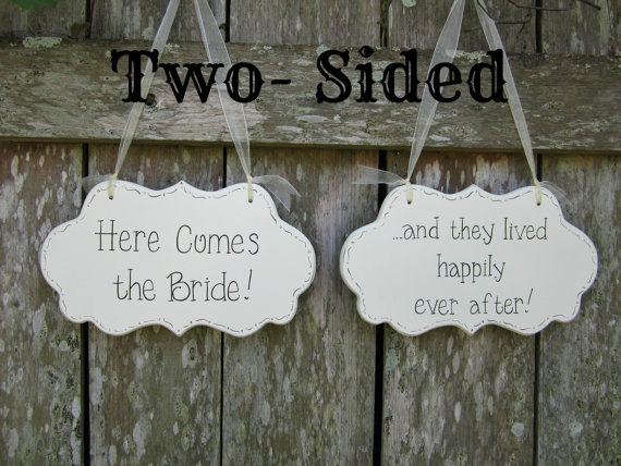 زفاف - Wedding sign, Flower Girl / Ring Bearer Two-Sided Painted Cottage Chic Sign, "Here Comes the Bride" / "and they lived happily ever after."