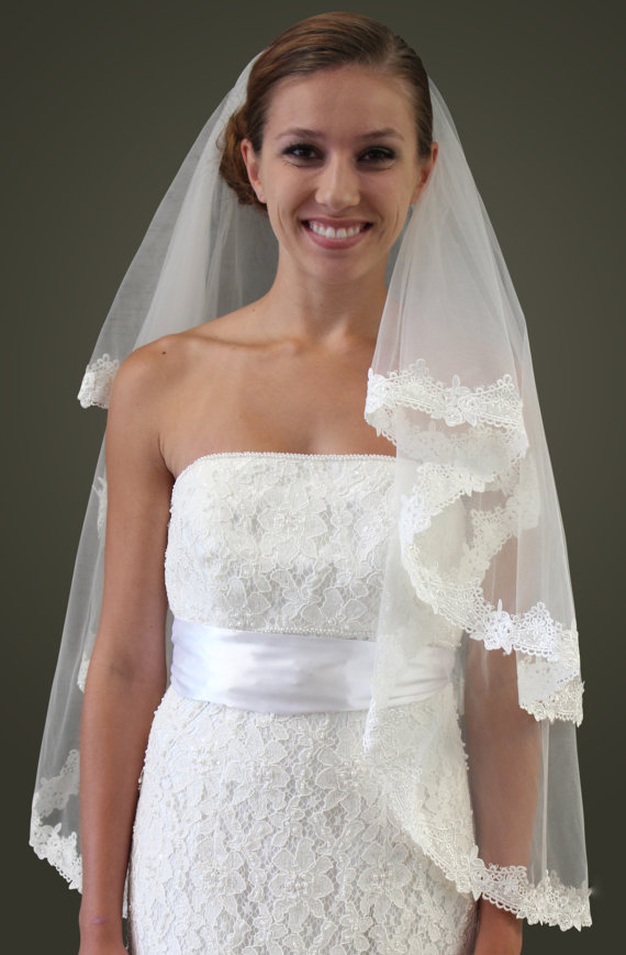 Wedding - Ivory bridal wedding veil 2 Tier with Ivory Lace VEIL#80911