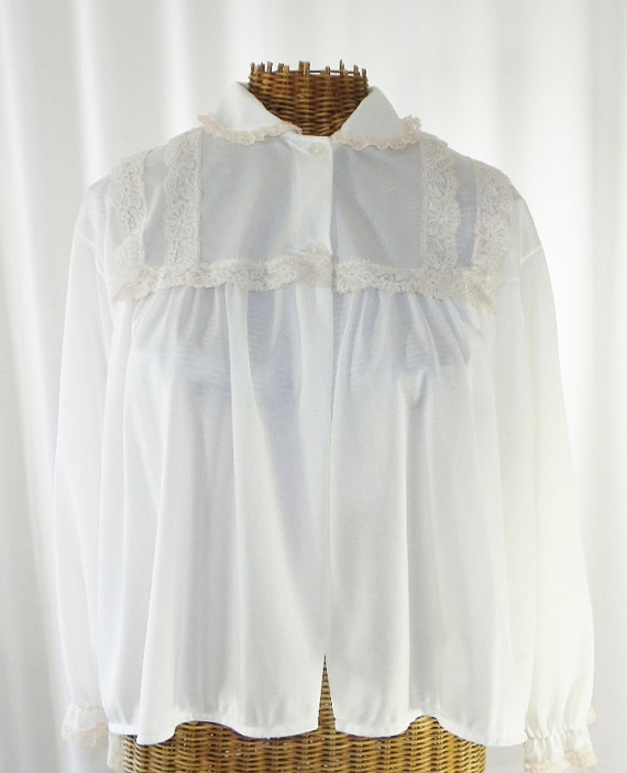 Mariage - Philmaid Pearl Off White Lace Swing Bed Jacket Double Layer Chiffon Neckline Lace Cuffs Lace Bodice Pristine 36 - 44 Inch Bust