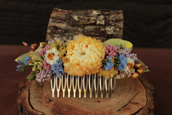 Wedding - Rustic Colorful Dried Flower Wedding Hair Comb, Pink, Lilac, Blue and Buttercream Bridal Hair Accessory, Dried Colorful Wildflower Hair Comb