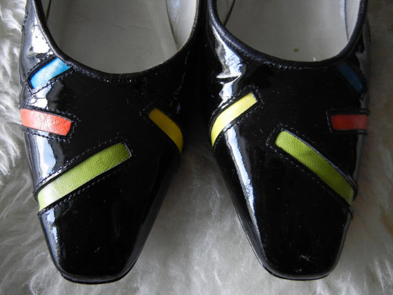 Hochzeit - Vintage Ingeldew's  Shoes Grazia Black Patent Leather with Splashes of Neon Ladies Dress Shoe Neon Patent Shoes Vintage Weddings High Heels