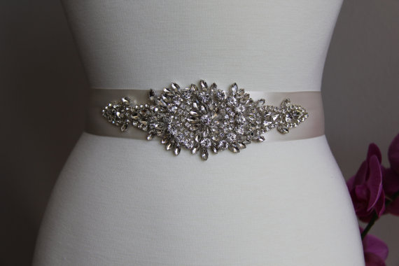 Hochzeit - Elegant and gorgeous rhinestone detailed bridal sash, wedding sash, bridal belt, rhinestone belt, rhinestone sash, rhinestone applique