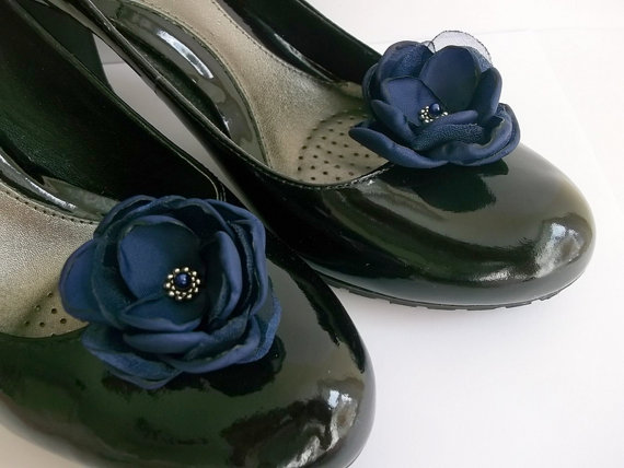 Mariage - Small navy blue flowers in handmade, Bridal accessory, Bridesmaids hair shoe clip, Navy Weddings Flower girls hair flower Something blue Set