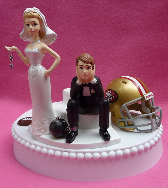 Mariage - Wedding Cake Topper San Francisco 49ers SF Football Themed Ball and Chain Key w/ Garter, Display Box
