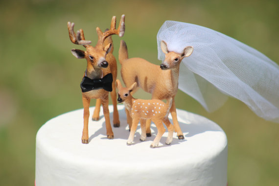 Свадьба - Deer Family Wedding Cake Topper - Family Cake Topper - Mr & Mrs Deer - Bride and Groom - Rustic Country Chic Wedding