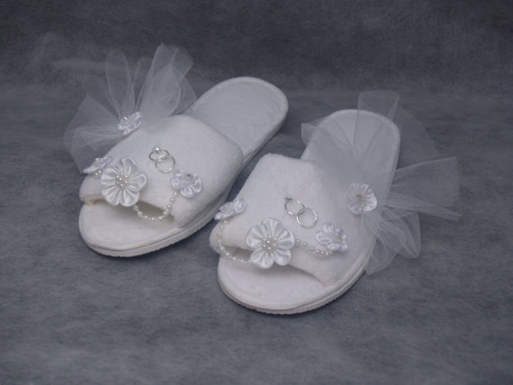 Mariage - Brides Honeymoon Slippers Lingerie and Groom