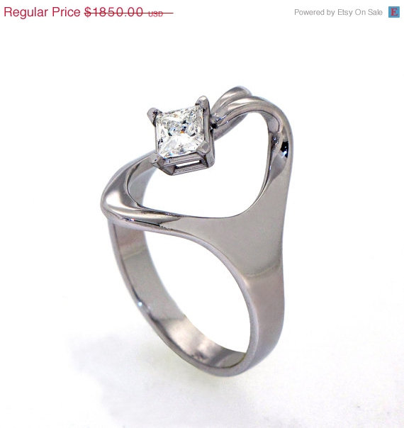 Hochzeit - Valentines Day Sale - ISIS Solitaire Square Diamond  Ring, Diamond Ring, 14K White Gold Ring, Unique Engagement Ring, Princess Diamond Ring,