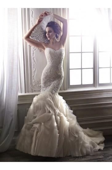 Hochzeit - Maggie Sottero Bridal Gown Paulina / 5MS162