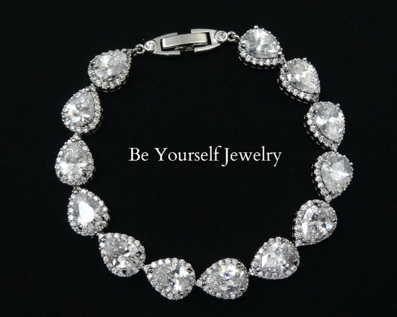 زفاف - Bridal Teardrop Bracelet AAA Cubic Zirconia Lux Bracelet Sparkly White Crystal Fancy Wedding Jewelry Bridesmaid Gift Pear Shaped Bracelet