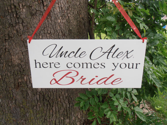 زفاف - Uncle Here comes your Bride sign Ring bearer sign Flower girl sign Custom Grooms name