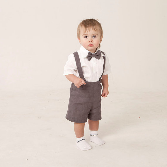 Mariage - Boy linen suit ring bearer outfit baby boy clothes SET of 4 first birthday baptism suspenders kids rustic wedding beach grey Ready to ship