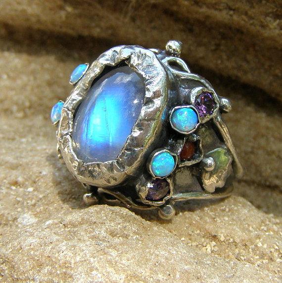 Hochzeit - Engagement Ring, Rainbow Moonstone Engagement Queen Ring, Adjustable Ring, Silver Engagement Ring