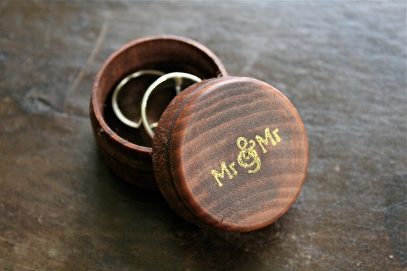 Hochzeit - Wedding ring box, ring bearer accessory, ring warming. Tiny pine ring box with Mr & Mr design in gold.  Gay same sex wedding.