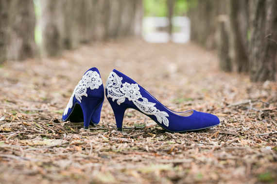 Hochzeit - Wedding Shoes  - Blue Wedding Heels, Blue Bridal Heels, Blue heels with Ivory Lace. US Size 6.5