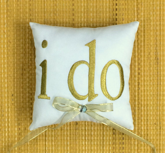 زفاف - 20% OFF Ring Bearer Pillow "I Do" Wedding Ring Metallic Gold Pillow In All Colors Embroidered Custom Personalize Ring Bearer Pillow